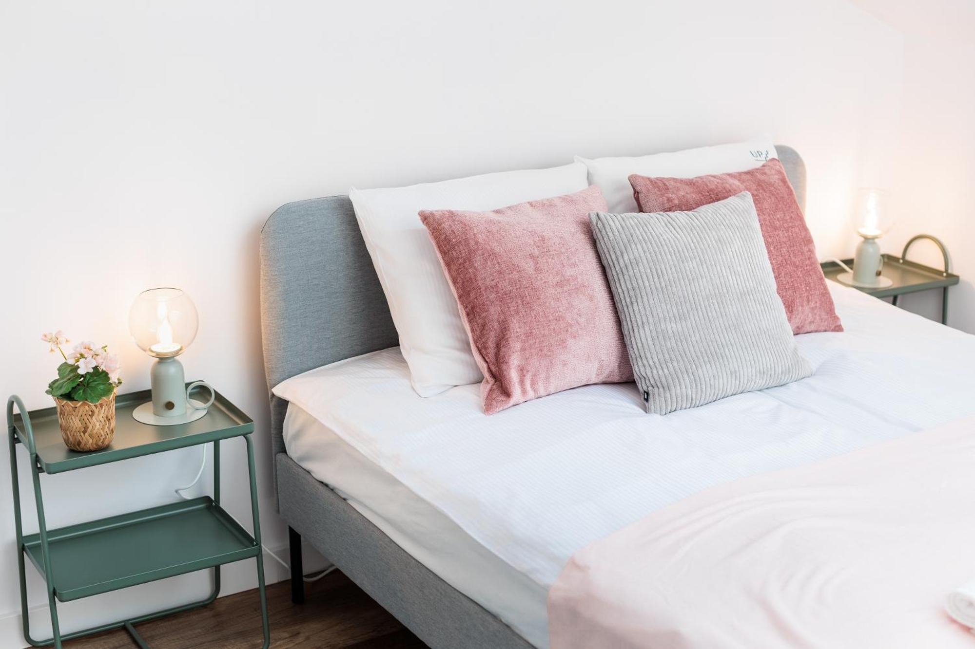 Krakow Trailside Apartments - By Upstairs Extérieur photo